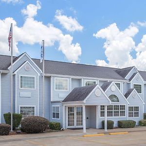 Microtel Inn & Suites By Wyndham Broken Bow